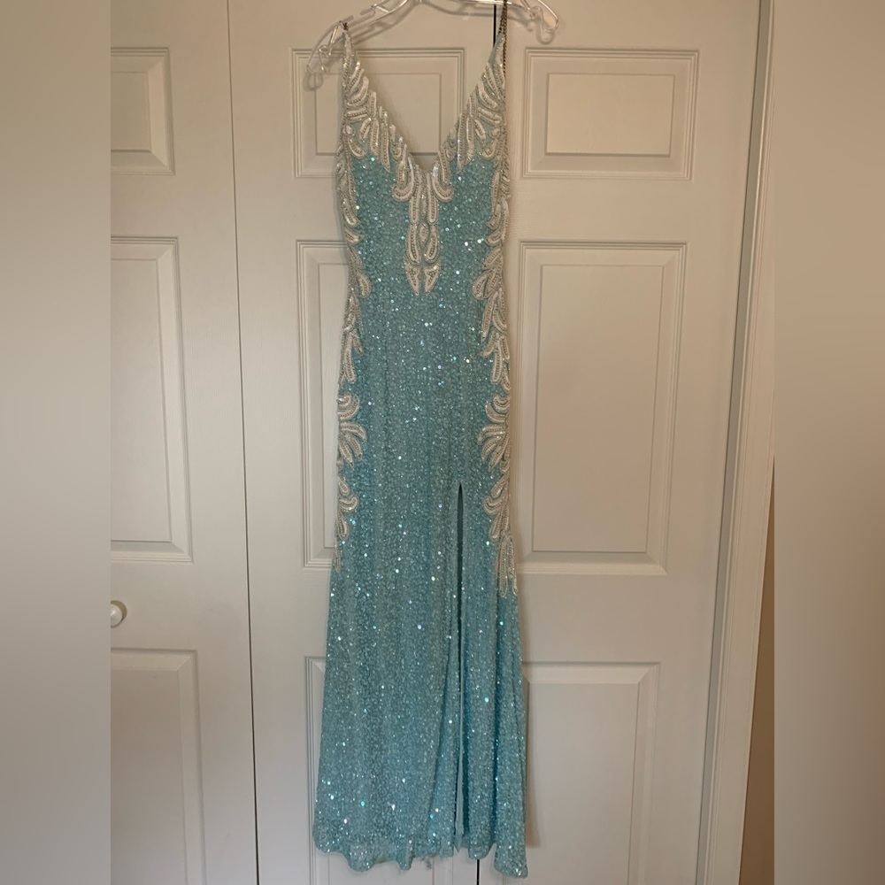 Women Size 4 Scala Prom Dress